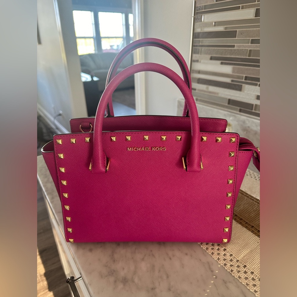 Michael Kors Pink Purse